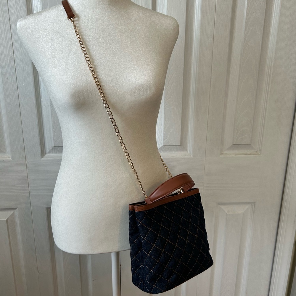 Ann Taylor Black and Brown Crossbody Bag